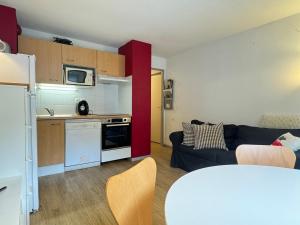 100m Télécabine ou commerces. 4P