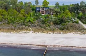 Villa Schmidt Warnemünde - Strandhaus in erster Meereslinie IV - ماركغرافينهيد