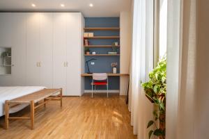 Realkasa Gallery Blue Suite