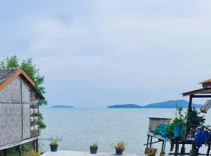 Star house Seaview Lanta old town