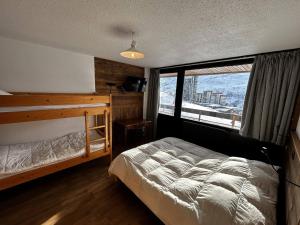Appartement au pied des pistes pour 4 pers, balcon sud, centre des Menuires, proche commerces - FR-1-452-184