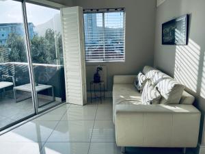 Gardens Apartment Stunning Mountain Views