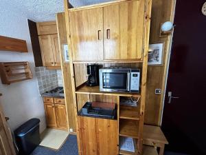 Studio Économique 13m² pour 2 personnes au pied des pistes, Croisette, Les Menuires - FR-1-452-285