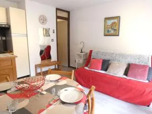 Appartement T2 pour 6 personnes, balcon, parking, St-Lary-Soulan - FR-1-457-142 - 圣拉里苏朗