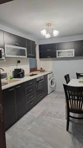 Къща под наем-нощувки - Ubytování bez kategorie ve městě Tărgovište