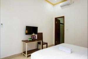 Canggu Ocean HouseRed. By walk to the beach!