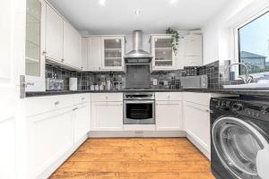 ML Short Stays - Barrow House 4 bedrooms