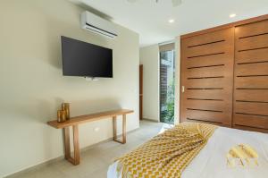 Selvaterra 201 Lux 2BR Large Condo in Aldea Zama