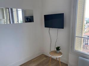 Petit Cosy Aux Portes de Paris, En Face Du M 13