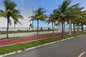 Aconchegante casa a 50m da praia