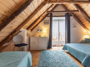 Bergerie Pyrénéenne Rénovée - 4 Chambres - 8 Pers. - Jardin - Stationnement Public - 3 Stations de Ski - FR-1-402-132