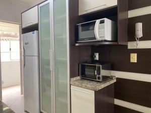 B782 - Apto 02 quartos para 05 pessoas com piscina