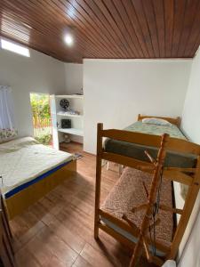 Casinha caiçara em Ubatuba - Praias do Lázaro, Domingas Dias, Sununga, ótima localização