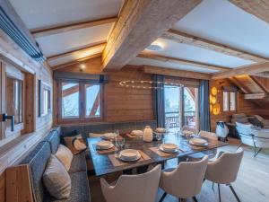 Chalet de luxe Alpe dHuez avec spa et ski aux pieds - FR-1-645-48