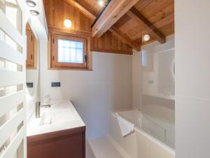 Chalet de luxe Alpe dHuez avec spa et ski aux pieds - FR-1-645-48