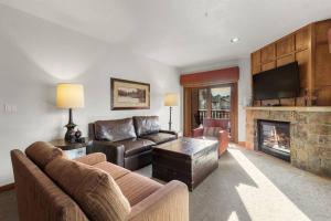 Hyatt Main Street Station, steps to Peak 9 & downtown