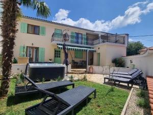 House Ivona 