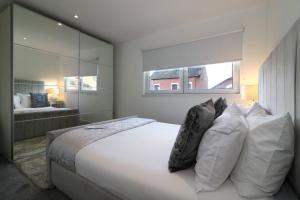 Glas-Go 2 bedroom Apartment 3 min walk to SECC Hydro FREE PARKING ONSITE