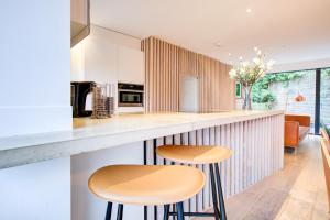 Neoteric Home Wimbledon Village