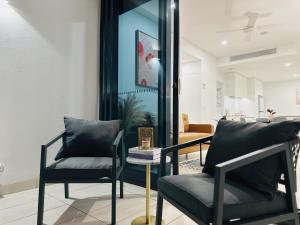 Art House with 2 Kingbeds at Cultural Centre