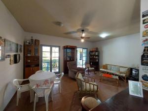 Casa de Temporada - São Sebastião - Praia Barequeçaba - 500m da praia