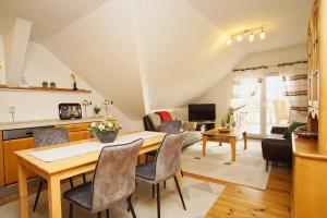 viel Natur und idyllische Umgebung - Ferienhaus Honigtopf FeWo Bernstein