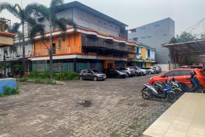 RedDoorz @ Balaraja Centre Plaza