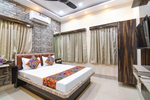 FabHotel Sriya - City Center, Durgapur