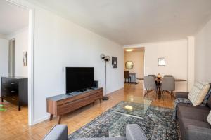 Midtown East 2BR w Doorman Gym nr Bloomingdales NYC-1353