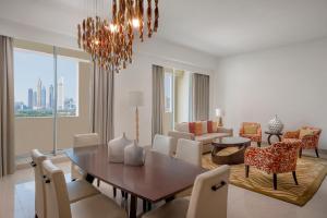 Three Bedroom Apartment, Burj Khalifa and Skyline View room in Marriott Executive Apartments Dubai Al Jaddaf