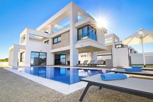 Villa Amazonia - Large Private Pool