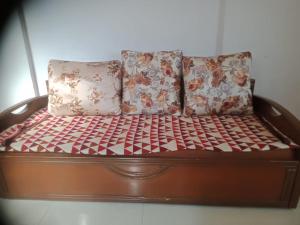2BHK AC Row House Bunglow in good locality