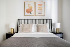 Bellevue jr 1br w garden wine lockers nr bars SEA-616