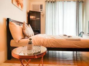 Serenity Stay Condo at 19th floor The Loop Tower Limketkai Center Lucky 19