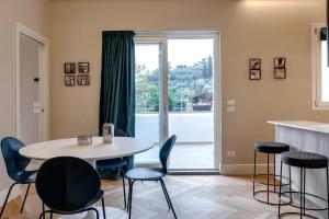 Aleardi Roof Apartment by Mamo Florence