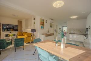 Ivica Super comfortable, newly furnished apartment in a top location 