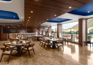 juSTa Luxe Sajjangarh Resort & Spa, Udaipur