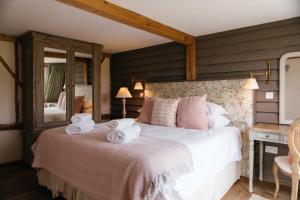 Two-Bedroom House room in Retreat East