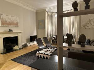 Stunning 2 bed2bath flat in heart of Kensington