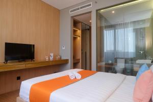 Sans Hotel RG Living Jogja by RedDoorz