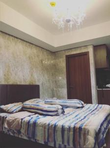 Large Comfortable Bedroom in Alam Sutera Tangerang