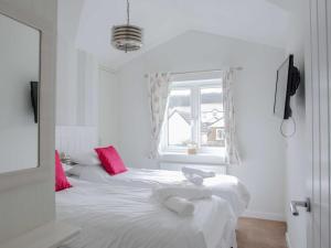 3 Bed in Westward Ho 64410