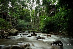 บ้านเคียงธาร โฮมสเตย์ แม่แมะ Cascade Lodge