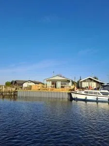 Ferry Lodge Norfolk Broads - Bramerton