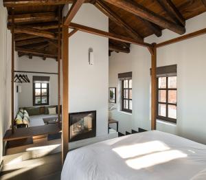 UnedoSeasons Boutique Hotel