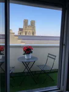 Studio cosy vue cathédrale