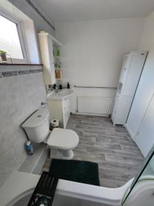 Twin Room in Crawley,Gatwick,West Sussex