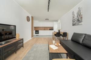 Pleasant Decor, Balcony & Parking Wrocław by Noclegi Renters