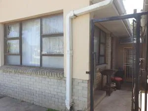 Serendipity self catering one bedroom apartment - Despatch