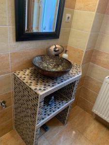 Airport RoadReptér közeli ház privát parkolóval